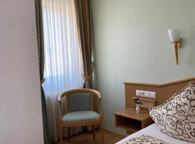 Landgasthaus Zum Hirsch 3*