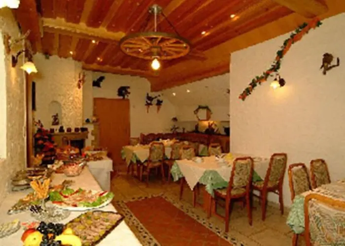 מלון Landgasthaus Zum Hirsch 3*